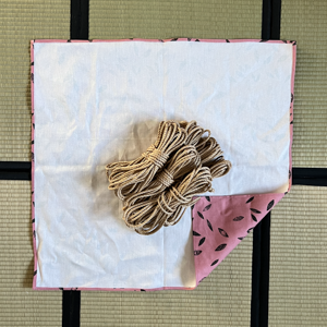 furoshiki_canvas-leafs_example