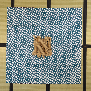 furoshiki_musubi_104_20478-301_new-sprout-purple-blue_ropes