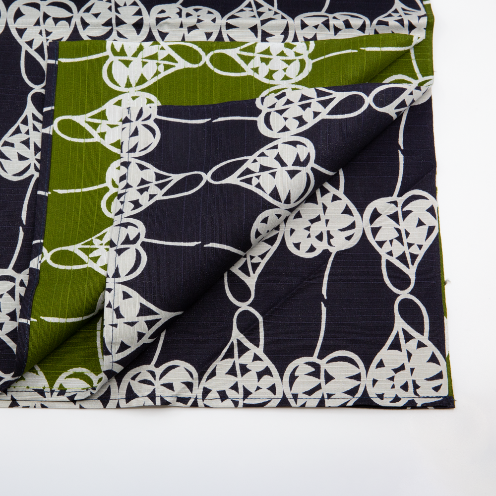 furoshiki_musubi_104_20478-335_heart-vine-purple-green